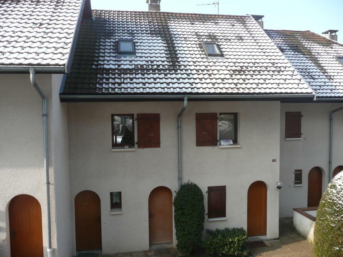 Soleil Bleu 2 Etoiles Apartment Talloires Exterior photo